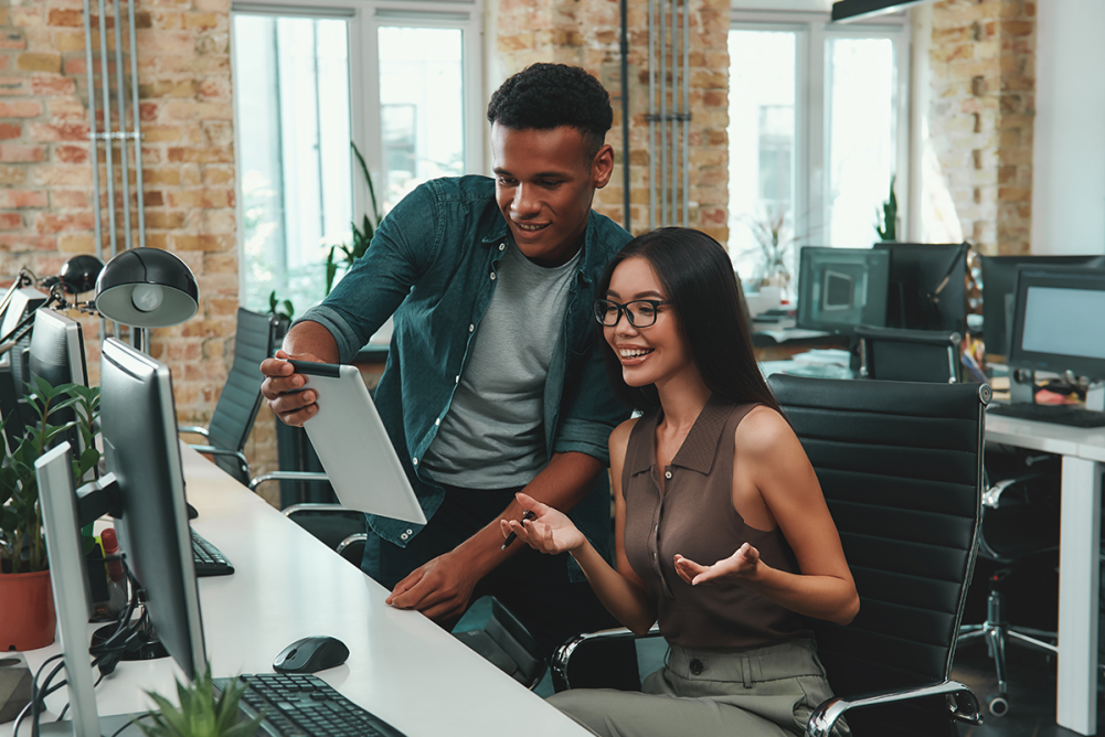 So custom création de site, et supports de com pour évènements et salons 03 88 30 42 24 strasbourg