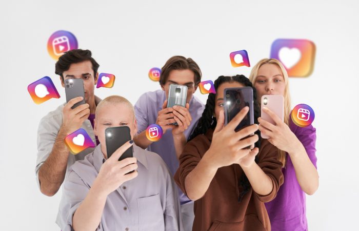 So custom stratégie réseaux sociaux pour tous secteurs d'activité 03 88 30 42 24 réseaux sociaux instagram facebook ads x