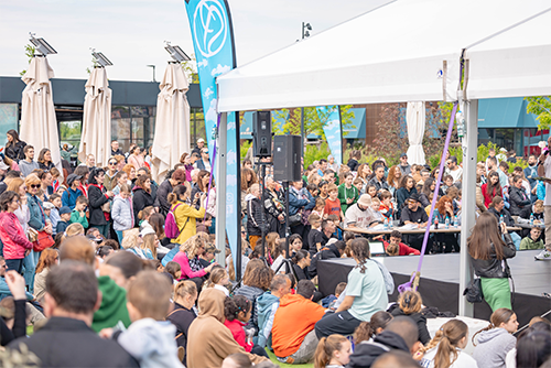 So custom spécialiste du marquage textile et objet sur strasbourg alsace, évènement Urban Fest shopping promenade 2024